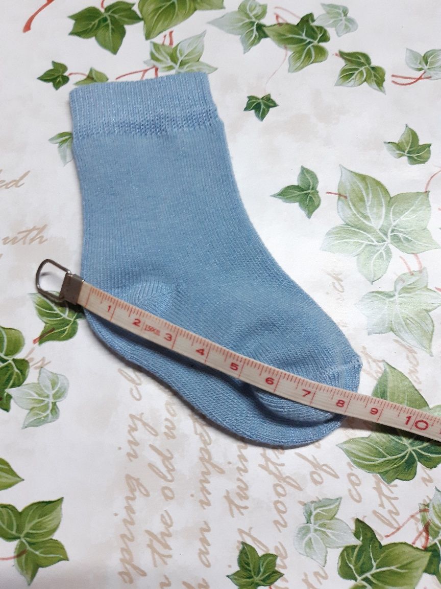 14 pares de meias de bebé