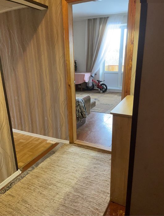 Продам 2х кімнатну в центрі міста Гребінка, Полтавська обл