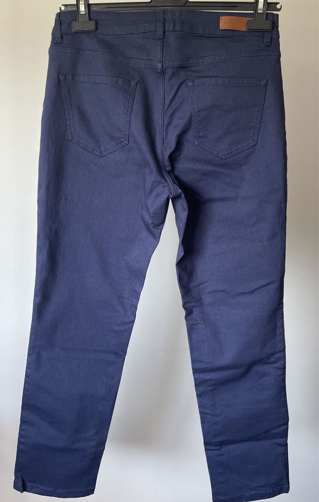 Calças azuis escuras (Massimo Dutti, tamanho 38)