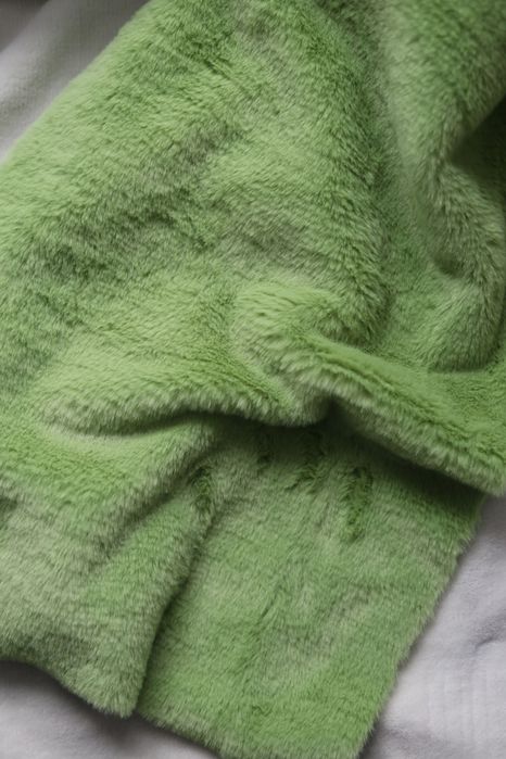 Мʼяка норка, зеленого кольору 50х50см