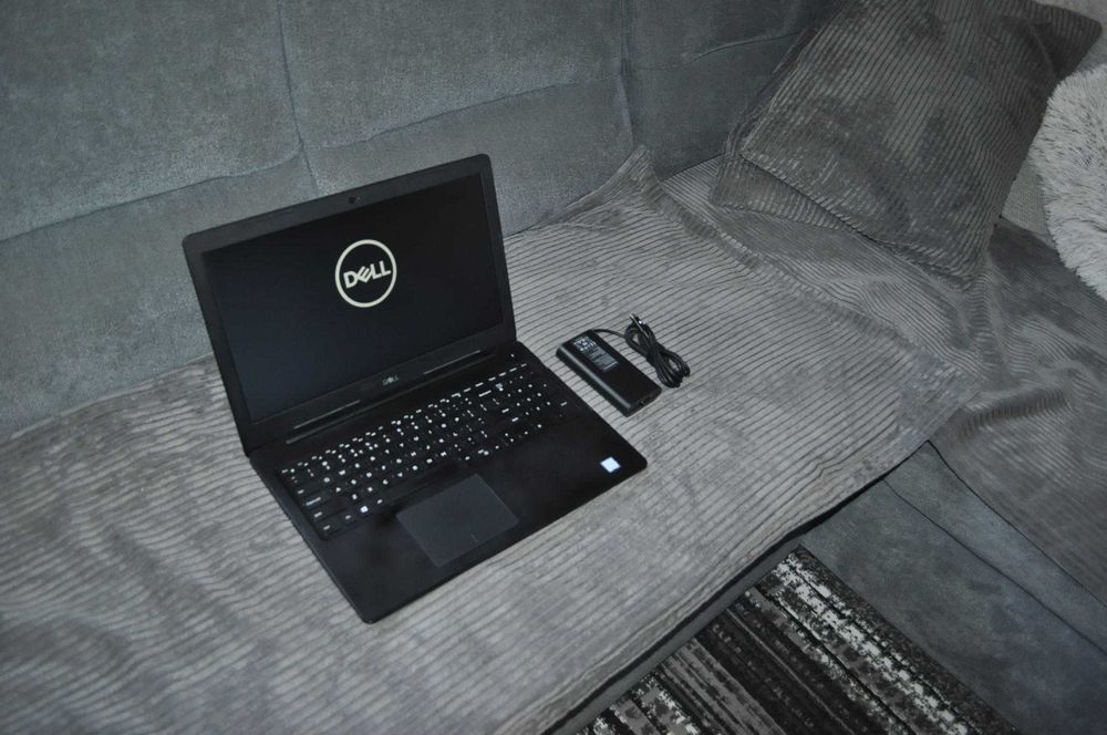 Dell Latitude 3590 15,6 " i5-8250U 16Gb ddr4 256Gb ssd Win10P  FHD