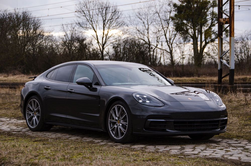 Porsche Panamera 971 Executive