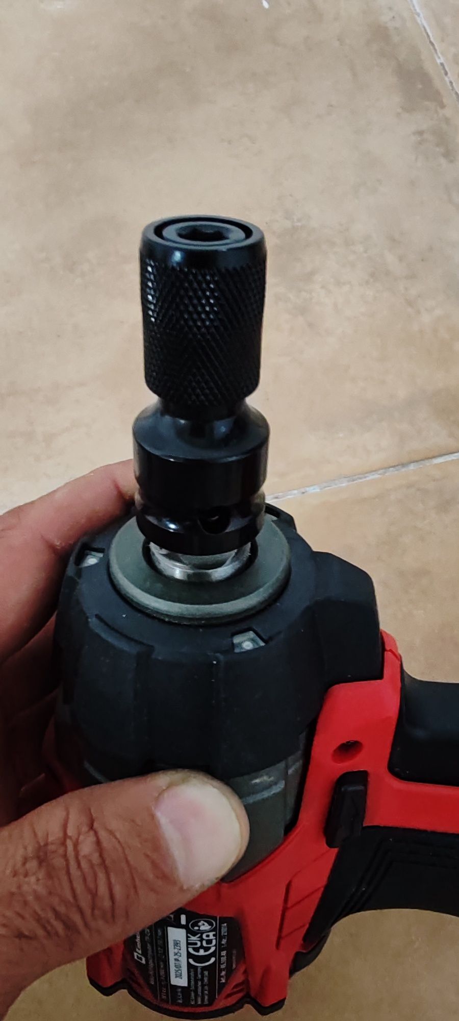 Aparafusadora de Impacto 270Mn e bateria de 4ah