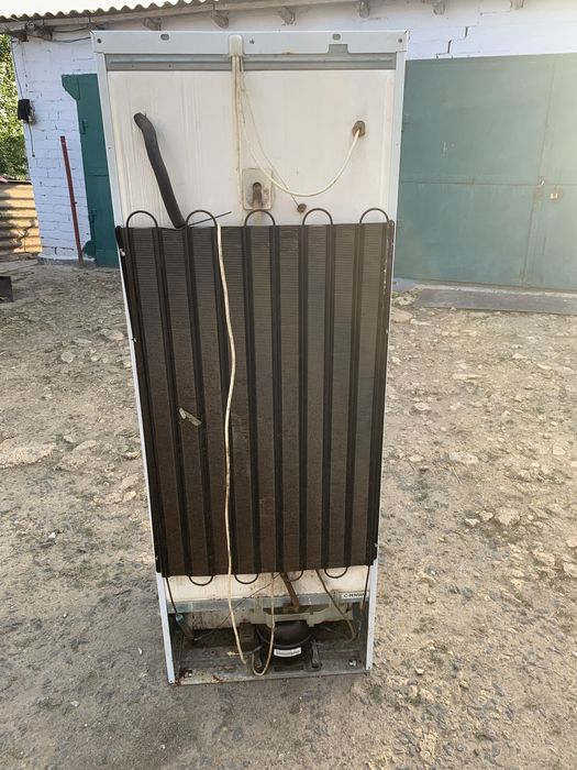 Морозильная камера Indesit