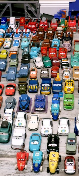 Тачки  mattel disney Маквин Метр