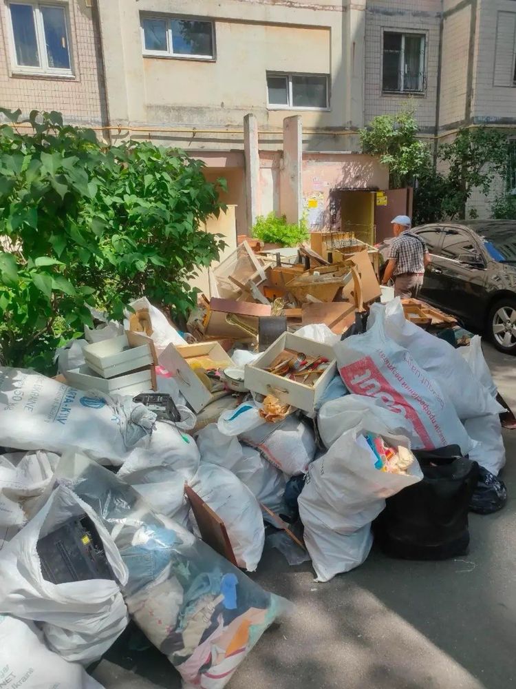 Швидкий вивіз сміття та мотлоху,забираємо та вантажимо будь-яке сміття