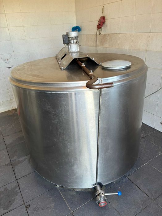 Zbiornik na mleko 800l.