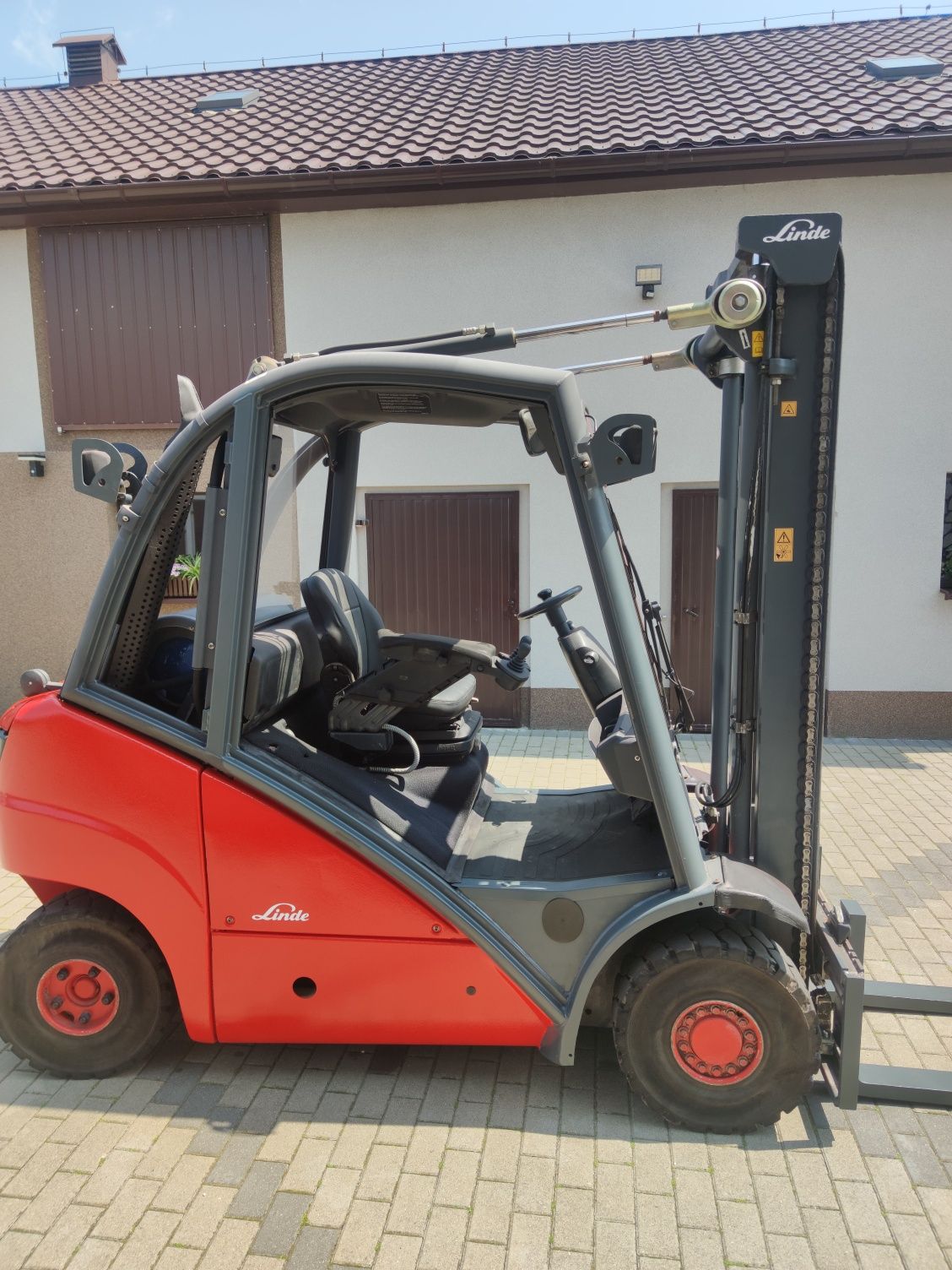 Wózek widłowy Linde H25 z    UDT