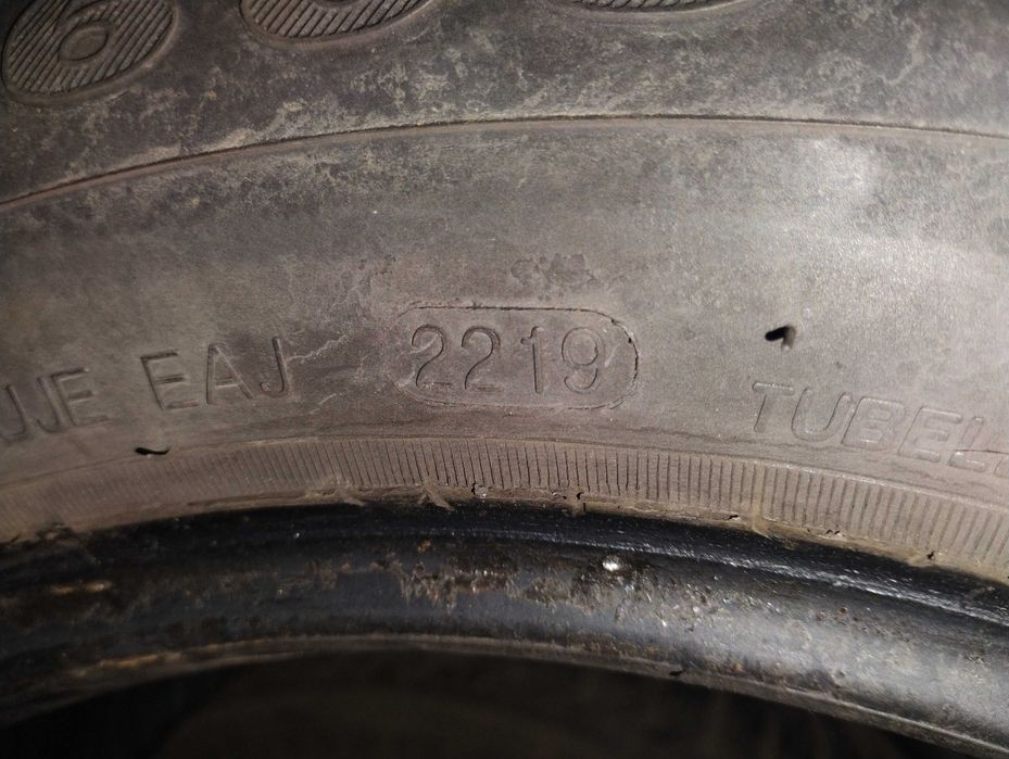 opony zimowe 205/60/16 6mm bieżnika