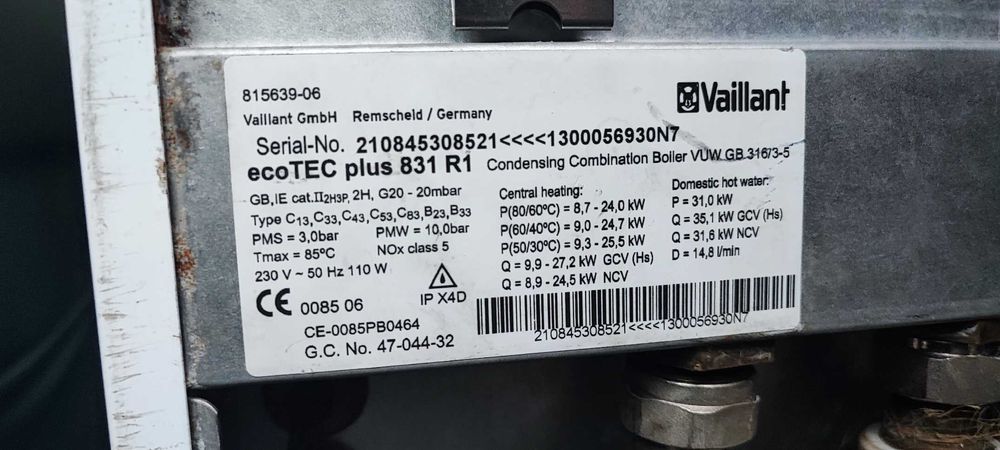 Piec kondensacyjny Vaillant ecoTEC plus 831 R1