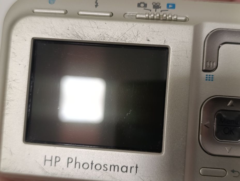 Aparat cyfrowy HP M437 5mpx x3 na baterie vintage y2k retro CCD +karta