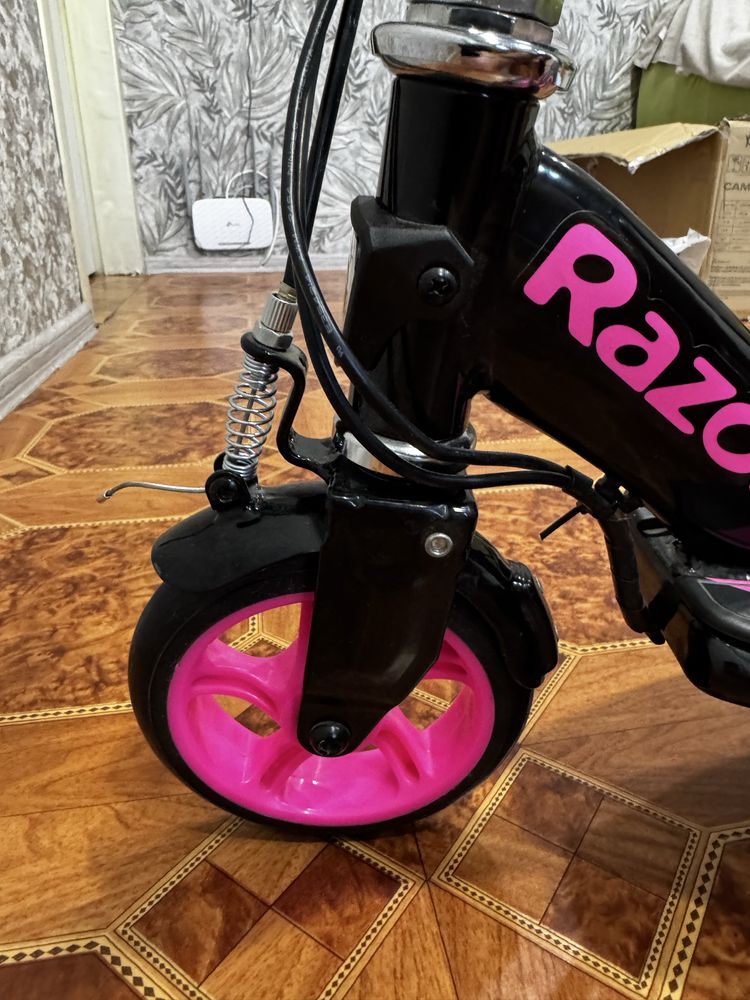 Электросамокат RAZOR Power Core E98