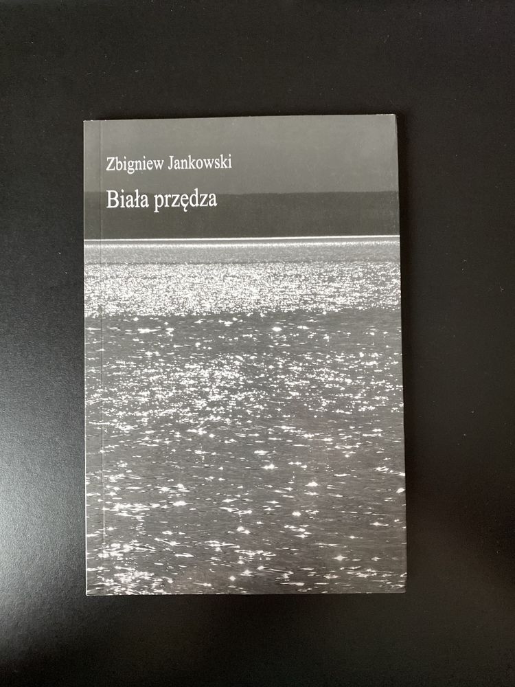 Biała przędza / Zbigniew Jankowski.