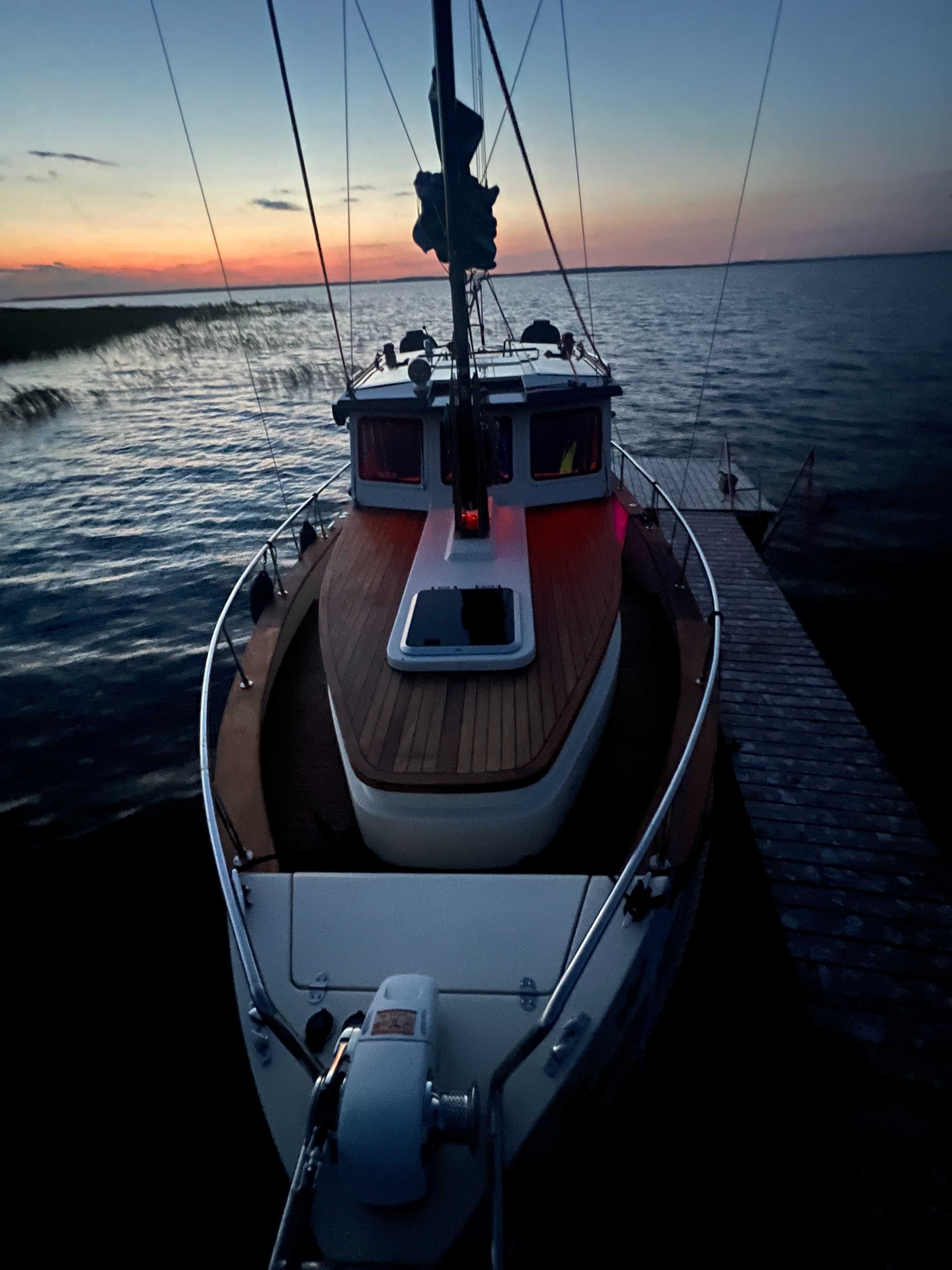 Jacht motorsailer