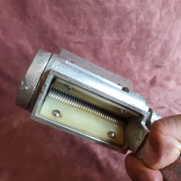 Stara maszynka do makaronu ¹⁸⁰