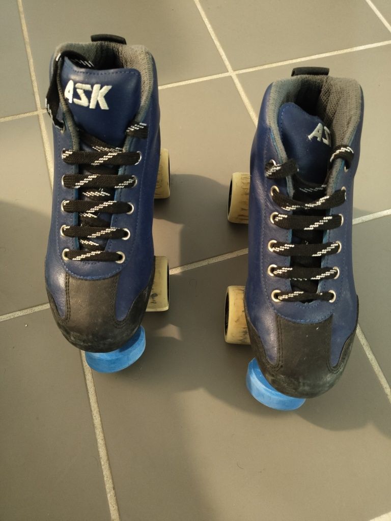 Patins de hóquei como novos