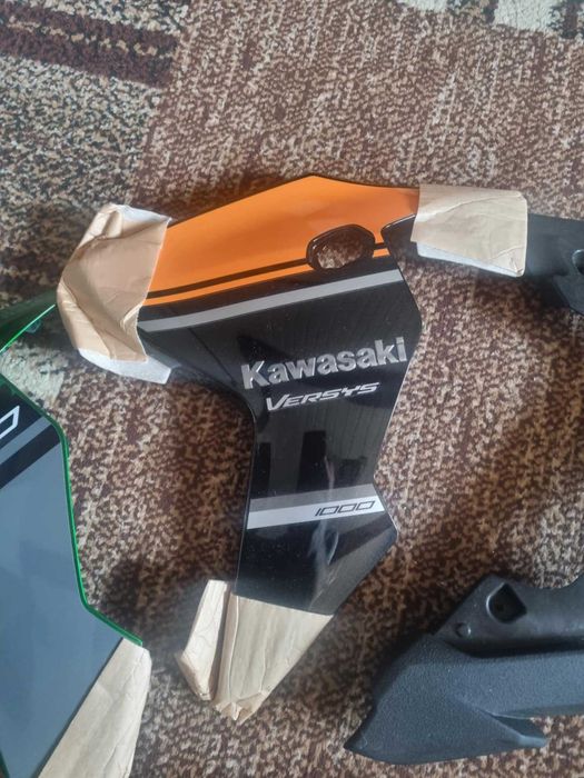 owiewka boczek Versys  1000  versys 650