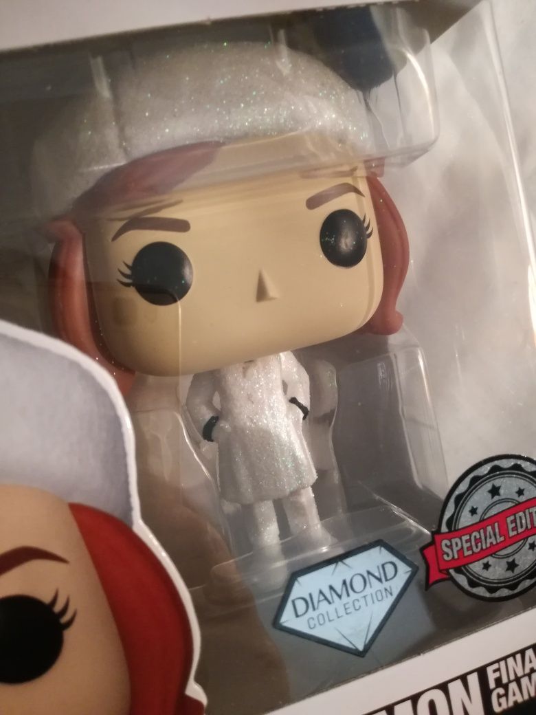 Funko pop Beth Harmon 1123 diamond collection