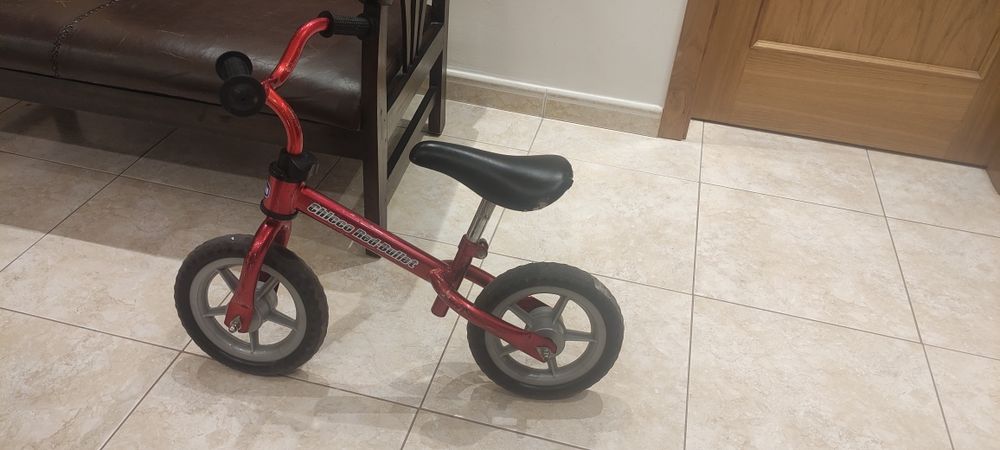 Bicicleta Chicco Red-bullet 

Mota Spider-Man 15€