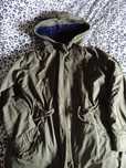 Vendo casaco quente com pêlo estilo militar Bershka