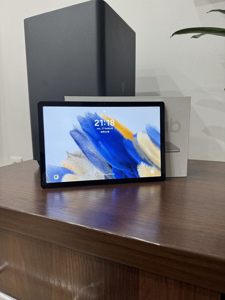 Samsung Tab A8 biały