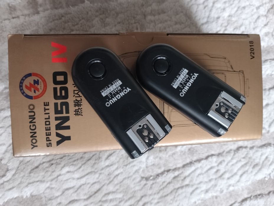 Нова Yongnuo YN-560 IV +два синхронізатора