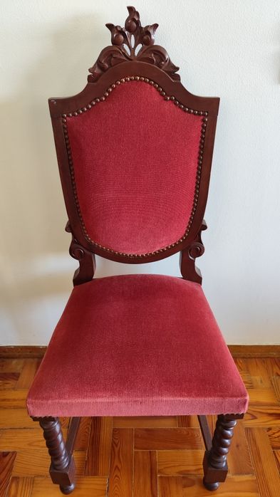 Vendo Cómoda e Cadeiras vintage