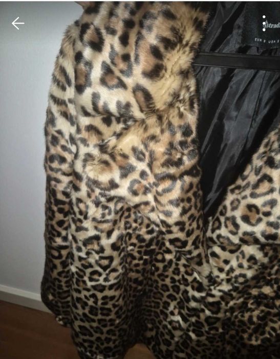 Vendo casaco pêlo sintético stradivarius