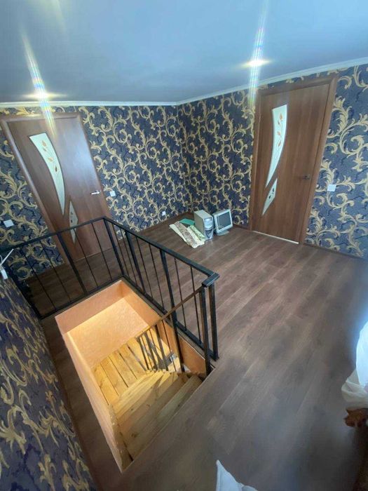 Частина будинку на Корольова. ТЕРМІНОВО!