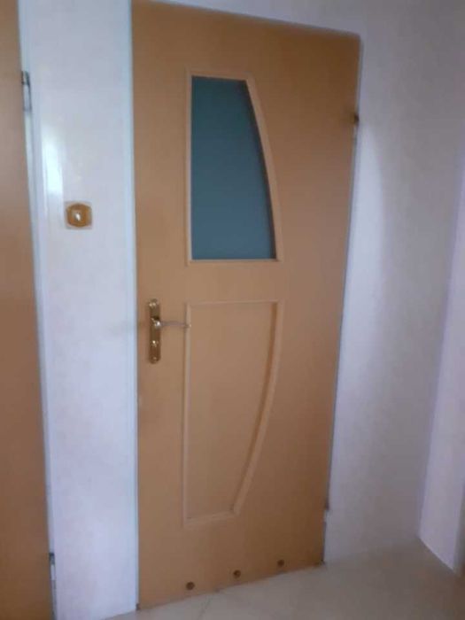 Sprzedam drzwi wewnętrzne  6 sztuk