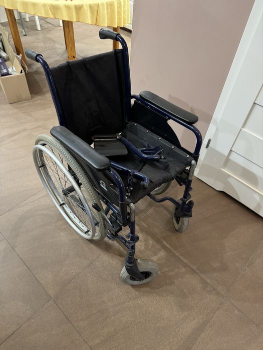 Wózek inwalidzki Vermeiren 708 Delight