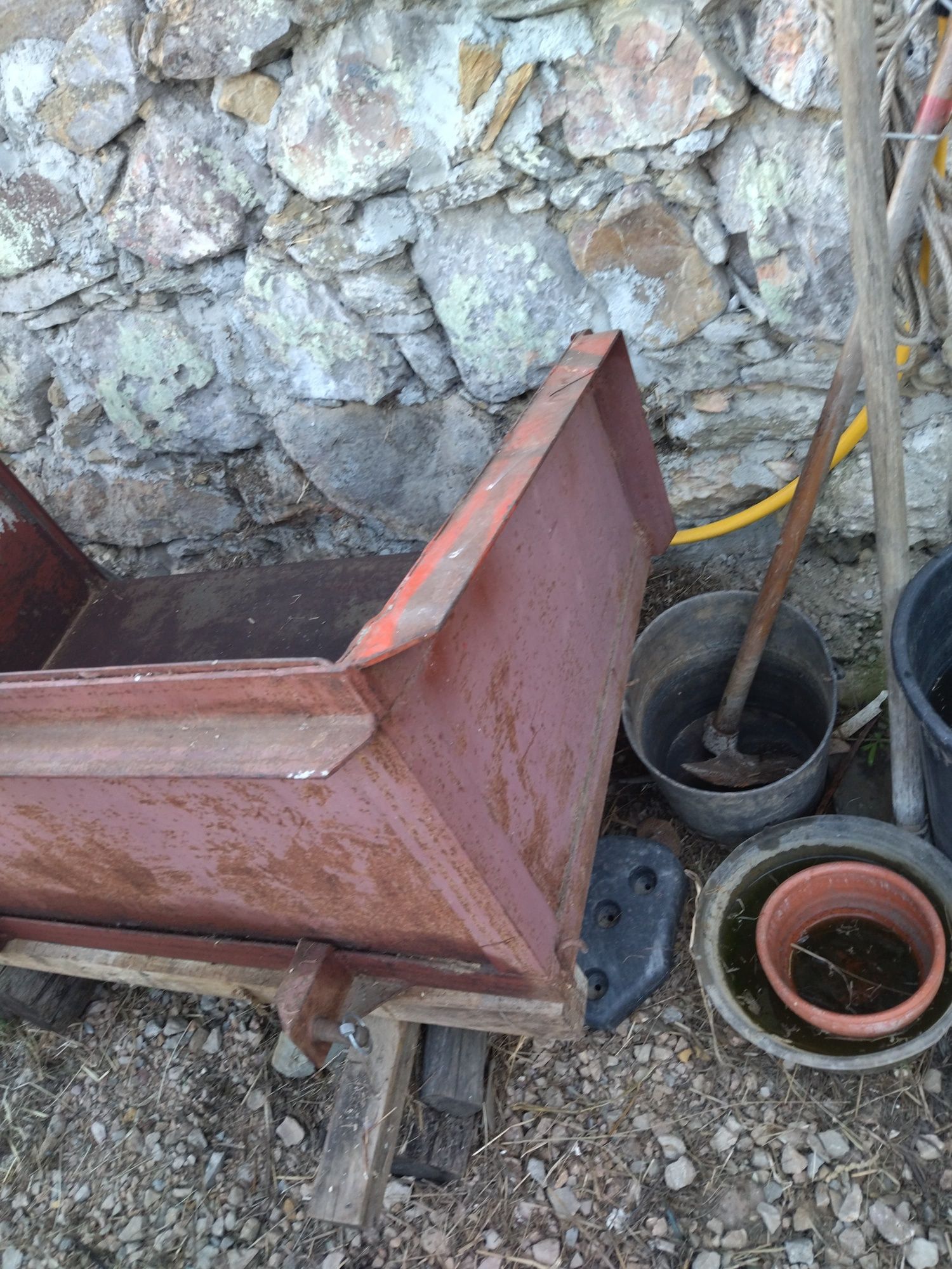 Gamela trator agrícola