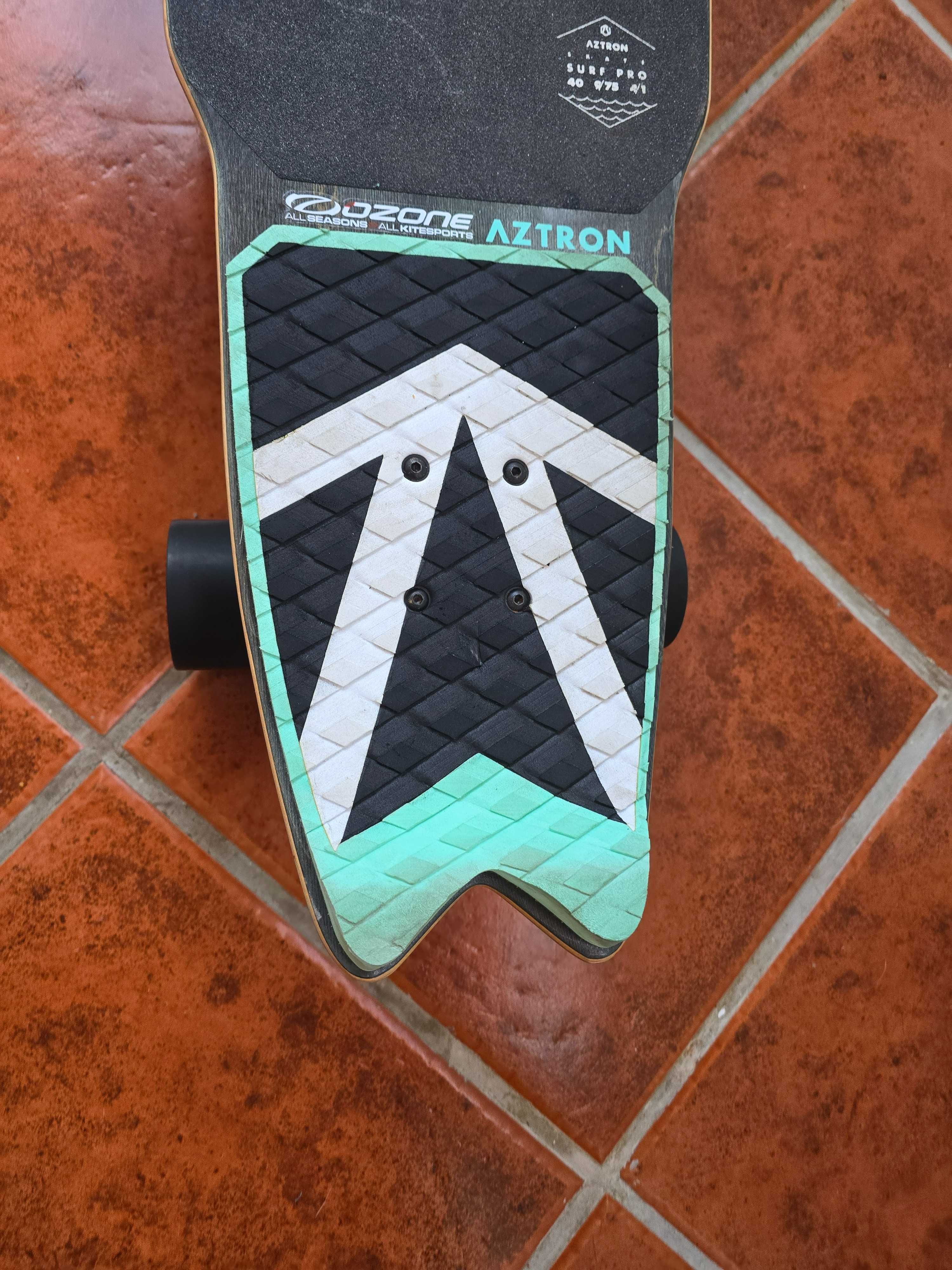SurfSkate AZTRON como novo