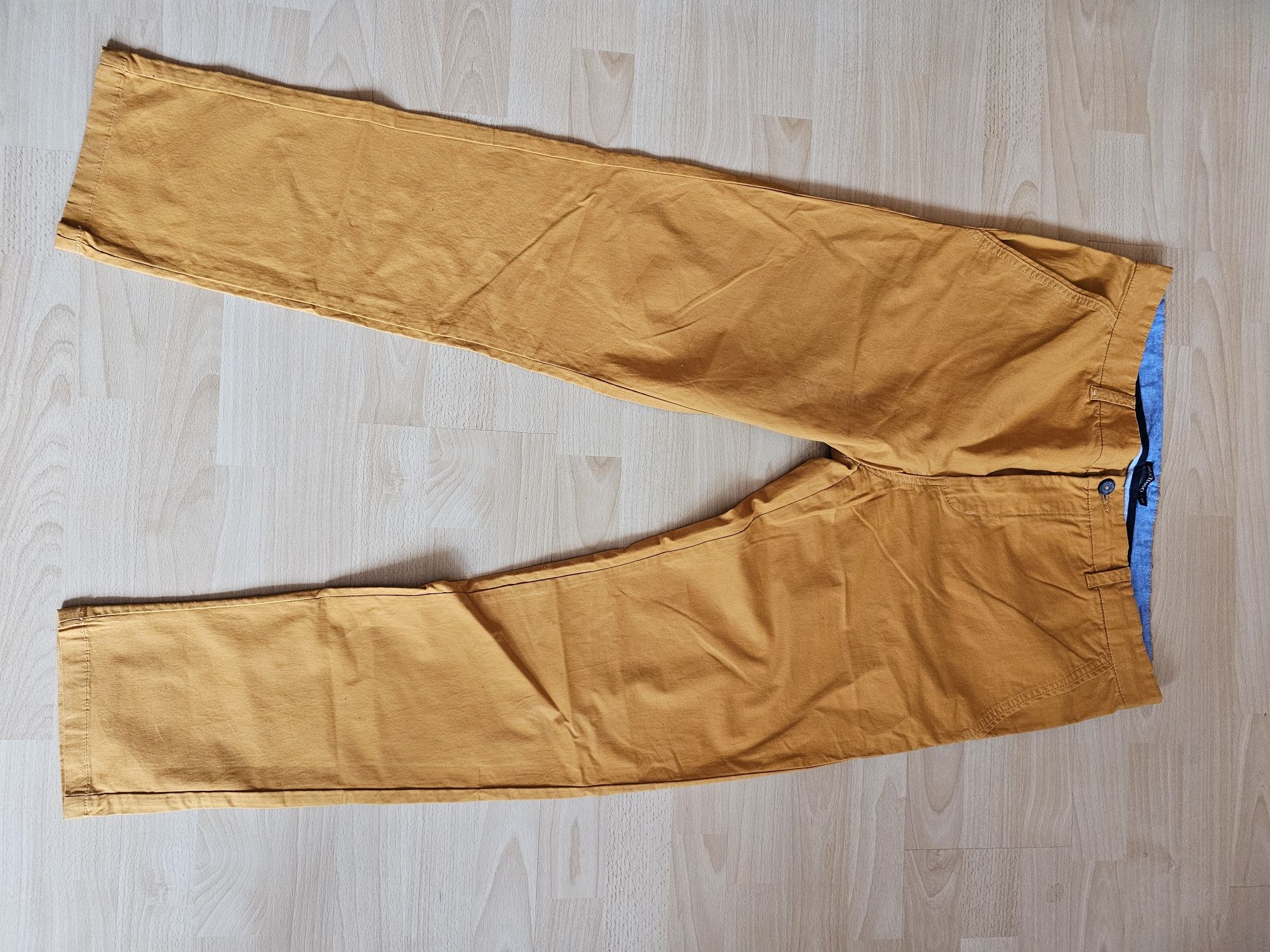 Zestaw ubrań męskich/chłopięcych L/XL 16sztuk