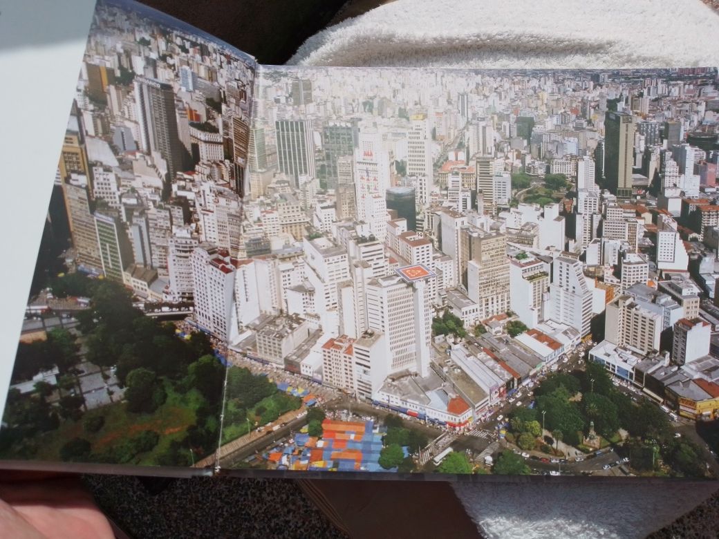 São Paulo vista do céu-Marcos Rosa-1ediçao-30E-P.Industrial-2E Desde2E