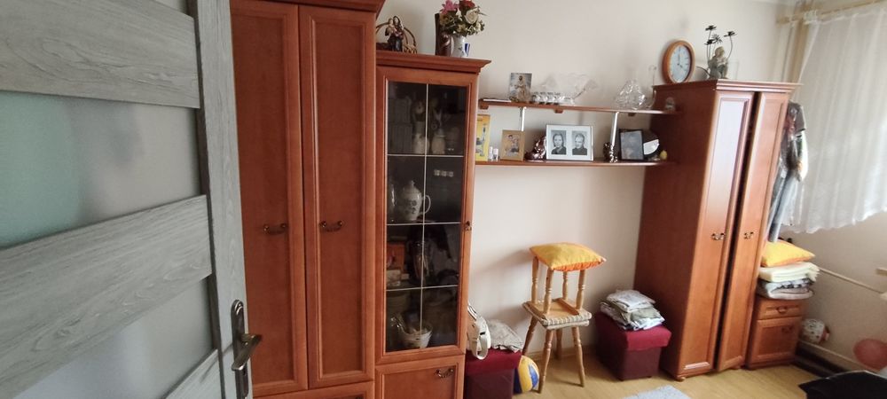 Sprzedam meblo ścianie kompletną