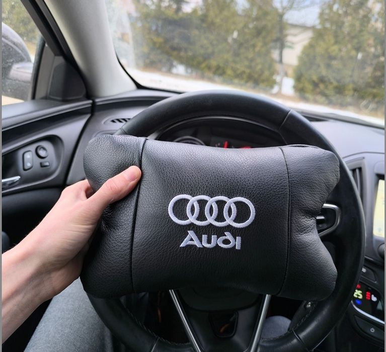 Шкіряні подушки на підголовник