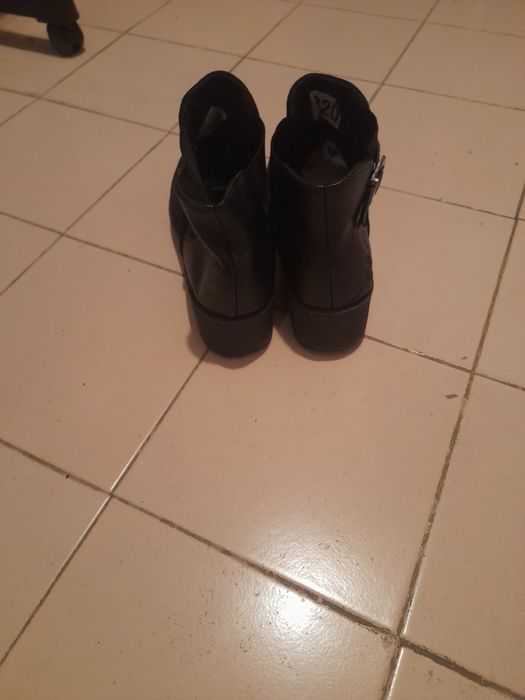 Botas pretas 40 de senhora.