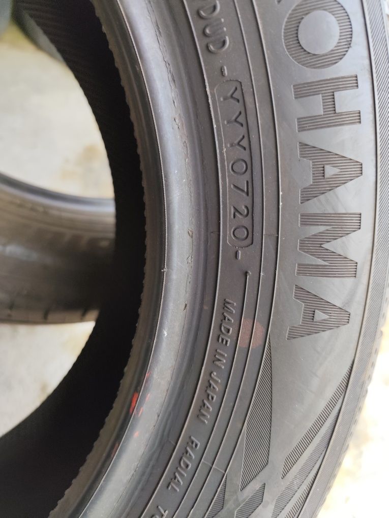 Pneus 215/55r16 Yokohama AE51 70% piso