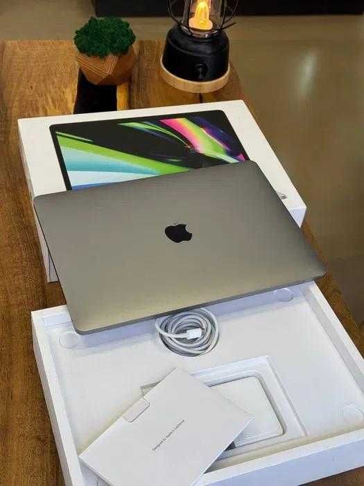 Ноутбук Apple MacBook Pro 13" M2 8/256 Space Gray (MNEH3) 2022