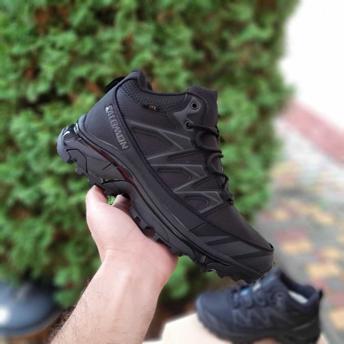 Чоловічі зимові кросівки Salomon XT-6 MID FUR високі (чорні) 4426