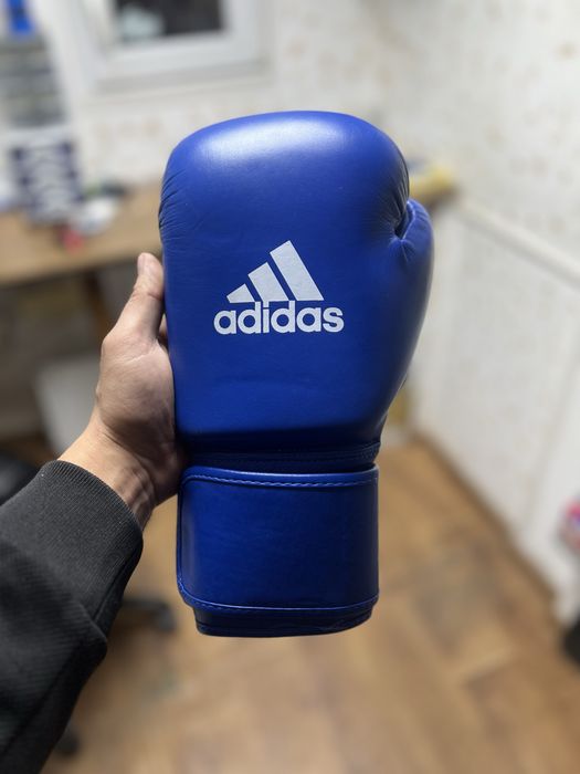Боксерські перчатки Adidas Aiba