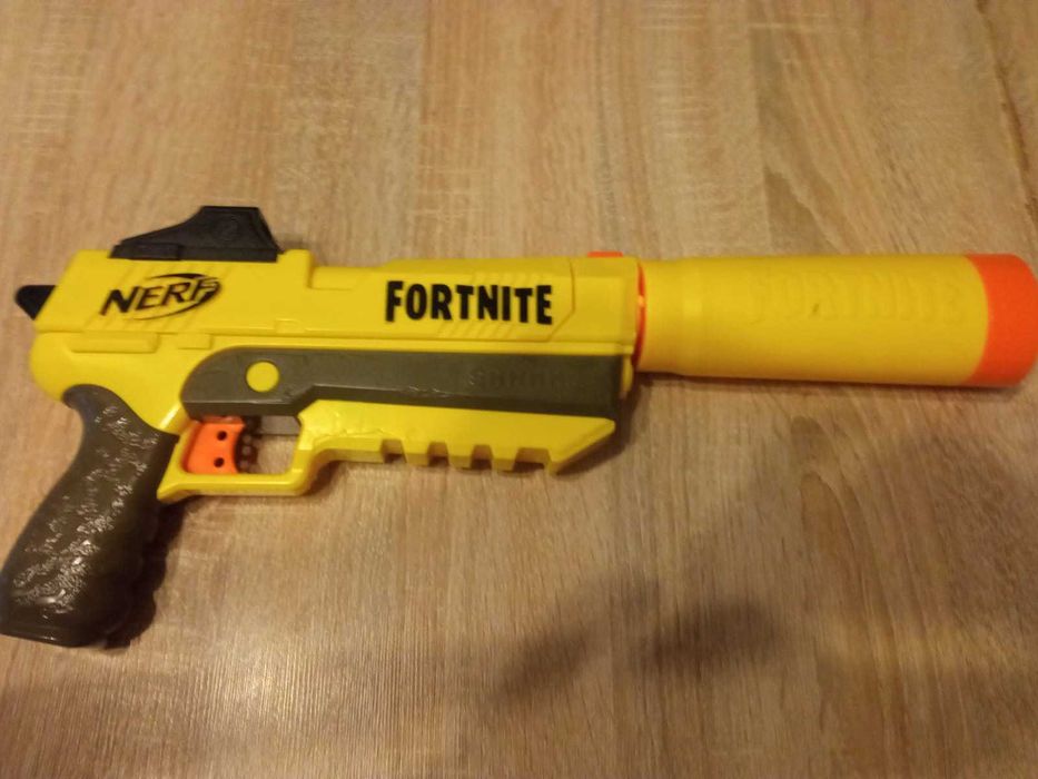 Nerf z Fortnite SP-L WYRZUTNIA z trzema strzałkami