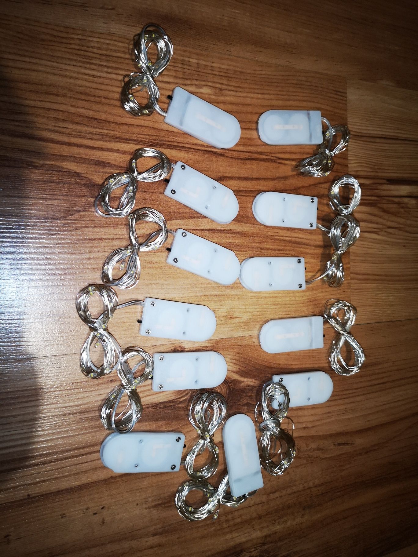 12 szt. Łańcuchów świetlnych LED na baterie
