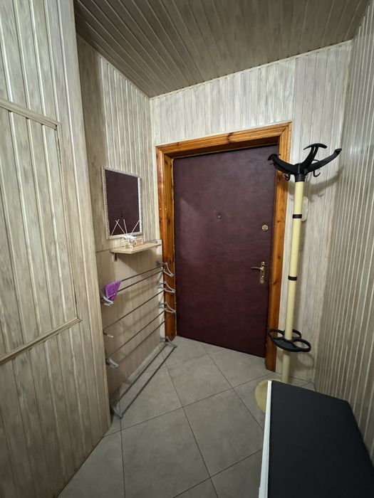 2 кімнатна квартира поруч з метро Позняки