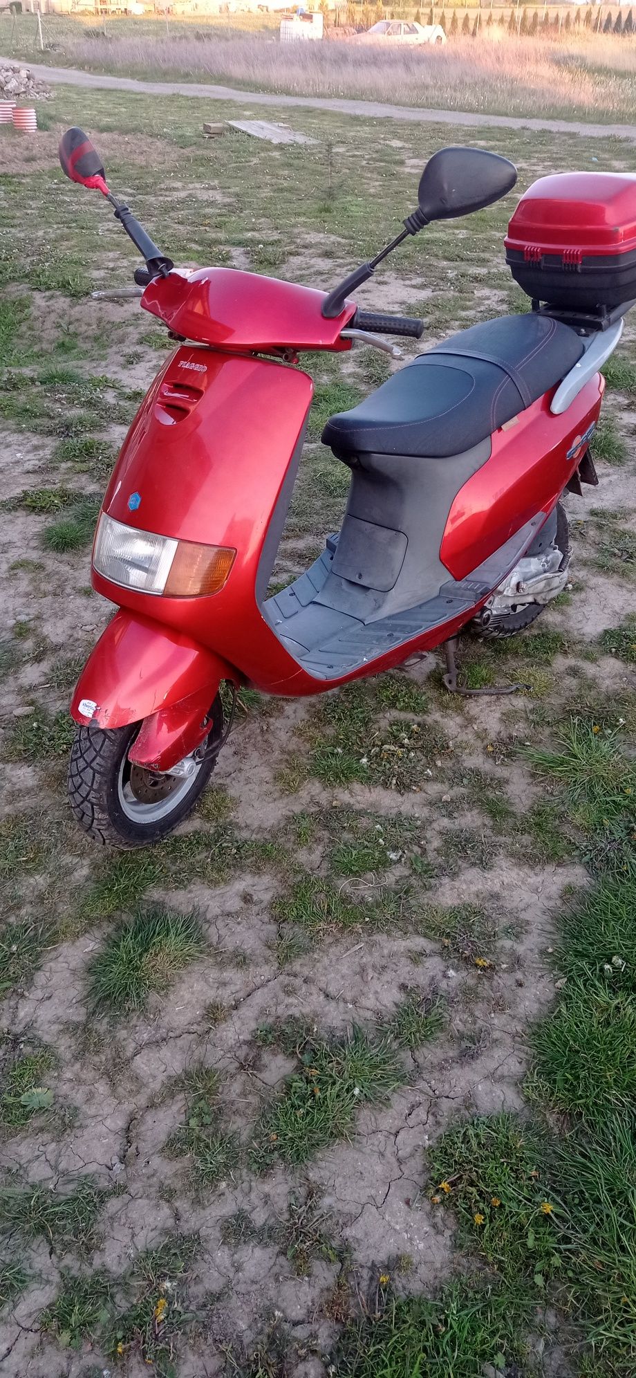 Piaggio sfera 125