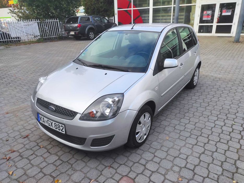 Ford Fiesta 1,3 benz,import Niemcy,5 drzwi,mały przebieg,zadbana,2008r