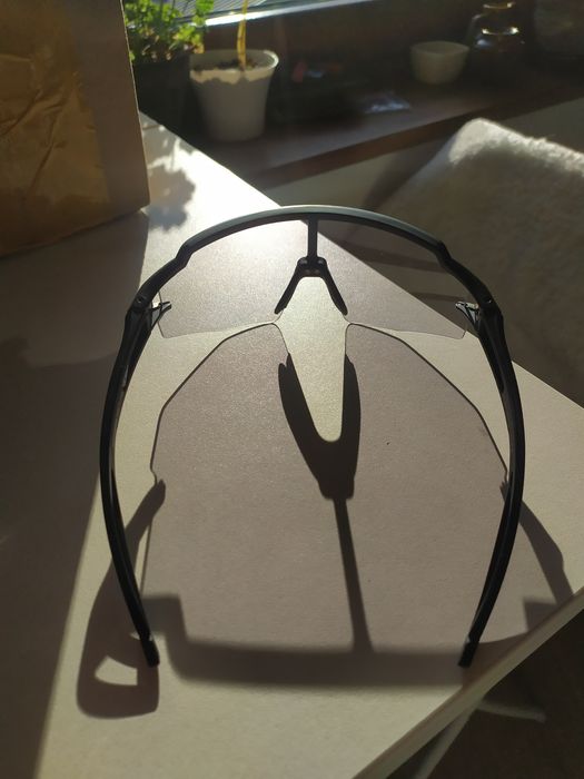 Okulary fotochromowe, nowe z etui, przeciwsłoneczne, przezroczyste