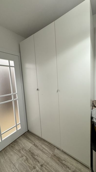Szafa IKEA PAX  150×60×236 cm, biały – półki, drążek, kosze