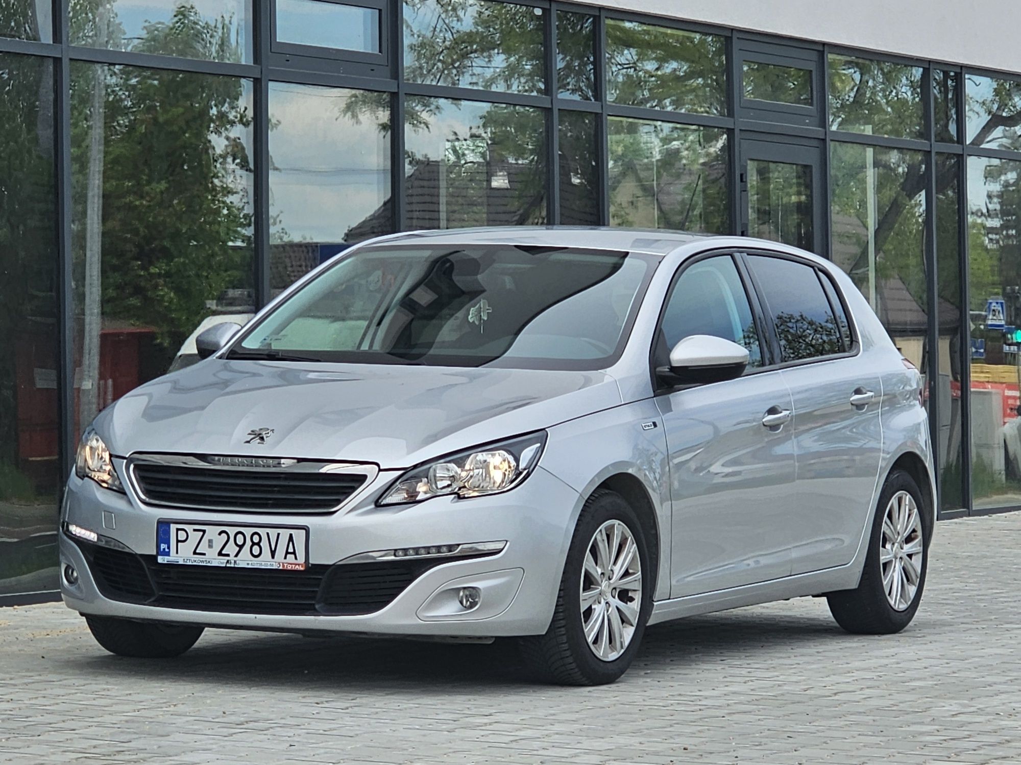 Peugeot 308 1.2 benz STYLE   navi   zamiana